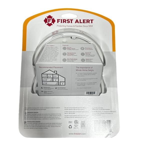 First Alarm 1042409 Two Pack Photoelectric Smoke Detectors New In Box - Picture 2 of 2